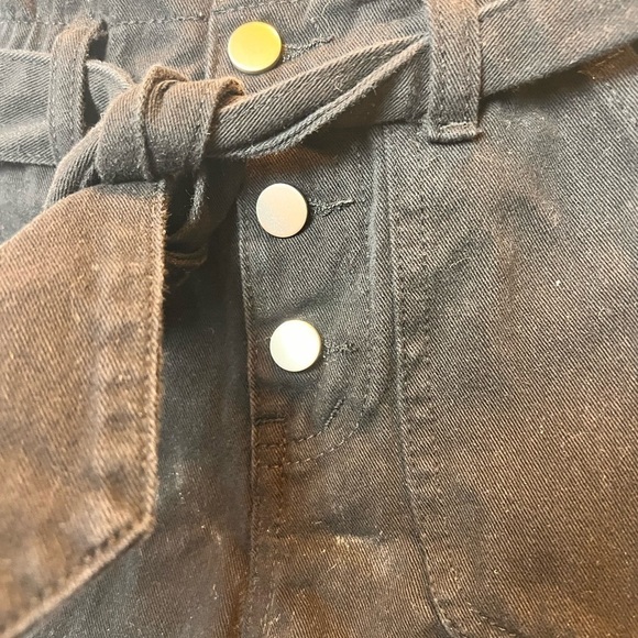 Girl’s Chelsea And Violet Small Navy Paperbag Shorts Tie Button Pockets FLAW - Picture 2 of 6